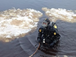 Водолазы нашли тело утонувшего два дня назад мужчины в Ленинградском районе