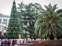 Футбольные шары украсят Сочи в новогодние праздники