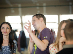 Удалось избежать давки и вмешательства США: юморист-активист подтрунил над краснодарскими выборами 