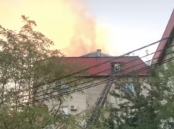 При пожаре в краснодарской пятиэтажке спасли 24 человека