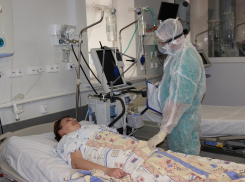 На Кубани 12,5 тысяч человек проходят лечение от COVID-19