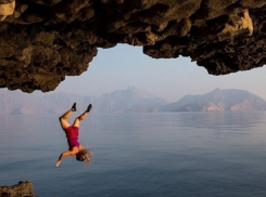 В Геленджике разбилась насмерть женщина, которая упала со скалы