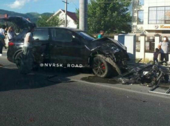 В Новороссийске произошло смертельное ДТП с участием элитного «Порш Кайен» и «Матиз»