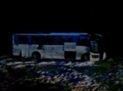 Пассажирский автобус из Ейска перевернулся на Ставрополье