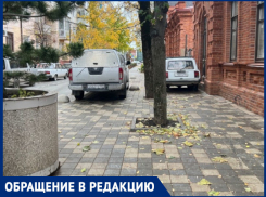 Краснодарский Арбат превратили в бесплатную парковку