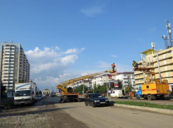 В Краснодаре начали монтаж новой троллейбусной линии