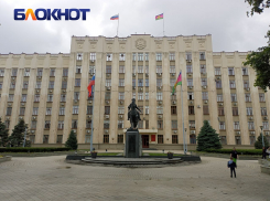 Главное в Краснодаре: Лукашенко просят помочь с мусором, а Бастрыкина – с «Мерседесом», землю изымают, а парк Галицкого может стать городом 