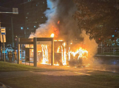 Пожар вспыхнул в кабине водителя троллейбуса в Краснодаре