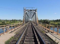 Установлена личность погибшего ребенка на железнодорожном мосту