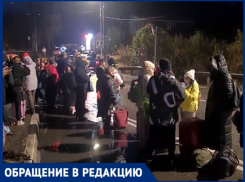 «Как собак людей выгнали на улицу»: краснодарка об эвакуации РЖД малышей и раненых из поезда у Сочи