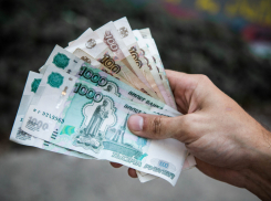 В Краснодарском крае администратор клуба шантажировал интимом посетителя