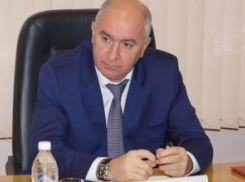  Мэр Новороссийска уволил своего заместителя и начальника управления транспорта 