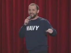 «Не из-за коров ли?»: комик Руслан Белый высмеял Кубань и пробки в Краснодаре