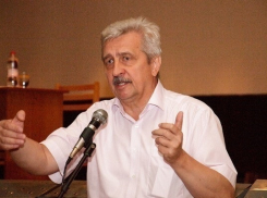 Осадчий: Мы выступаем за ликвидацию монополии «Единой России» в Госдуме 