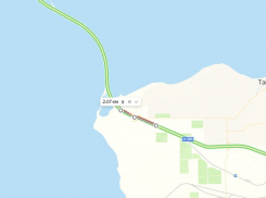 На подъезде к Крымскому мосту образовалась двухкилометровая пробка