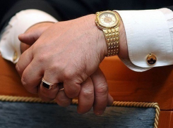 Два геленджикских депутата «забыли» про свои земельные участки, квартиры, банковские счета и машины 