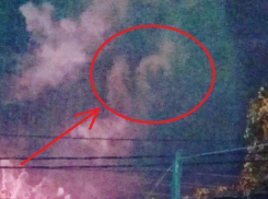 «Краснодар под защитой!» - ангела с крыльями разглядели горожане в дыме праздничного салюта