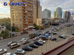 В Краснодаре образовались восьмибалльные пробки