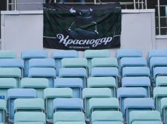 Коронавирус вернулся: футбольные клубы снова могут остаться без зрителей на стадионах 