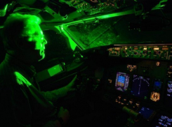  Краснодарских пилотов при заходе на посадку в Москве ослепили лазером 