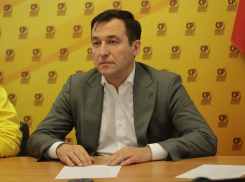Ремонт Тихорецкого вокзала на Кубани, отмена QR-кодов на транспорте и по 10 тысяч рублей каждому ребенку: депутат Госдумы Дмитрий Гусев