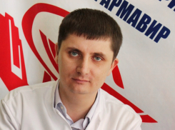 Сколько зарабатывает уволенный после жалоб медиков главврач Армавирской горбольницы 