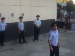 «Замуровали двор»: В Краснодаре разворачивается скандал вокруг ЖК «Центральный»