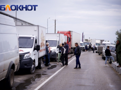 В пробке у Крымского моста стоят 1200 машин