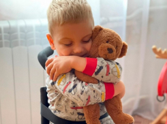 Сбор на 121 млн закрыт: Ройзман спас мальчика из Краснодара со СМА