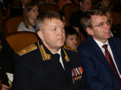 Губернатор Кубани и председатель ЗСК поздравили начальника управления краевого ФСБ с профессиональным праздником