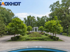 Установят лавочки и урны: мэрия Краснодара пообещала облагородить более 10 скверов до середины сентября