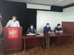 Следственный комитет встретился с медиками скорой помощи района Кубани, не получившими выплаты 