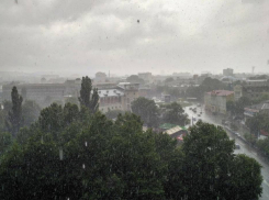 Экстремальную жару на Кубани резко сменят ливни, град и шквалистый ветер