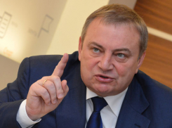 Пахомов публично уволил главу Кудепстинского сельского округа