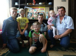 Власти Кубани проконтролируют оказание помощи семье убитой в Псебае многодетной матери