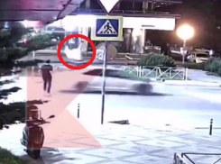 В Краснодаре разыскивают сбившего на Кубанской набережной пешехода водителя Toyota