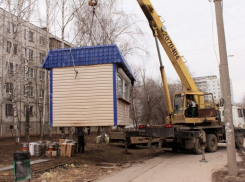  «Торговое пиратство в нейтральных водах», – в мэрии рассказали, как бороться с ларьками во дворах 