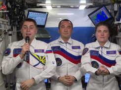 Поздравление с Днем флага передал из космоса выпускник авиаинститута Краснодара 