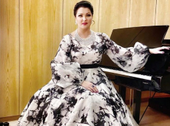 «Я видела это в страшных фильмах», - Анна Нетребко о карантине в Австрии