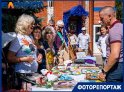 Письма времён ВОВ, плетёные корзинки и детское творчество: в Краснодаре прошла ежегодная выставка «Ремесленники»