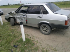 В Лабинске мотоцикл протаранил легковушку 