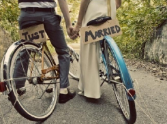 Велосвадьба в Новороссийске собрала свыше 40 человек