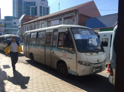 «Надо всю администрацию прокатить в этих автобусах», - краснодарцы о повышении цен на проезд 