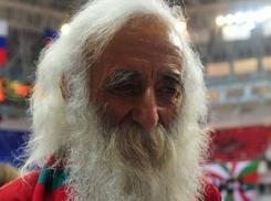 Болельщику из Краснодара дяде Мише собрали за один день 100 тыс. рублей 