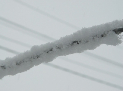 Мостовской и Отрадненский районы из-за мокрого снега остались без света