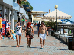 Сочинцев напугали экстремальной жарой в +38 градусов