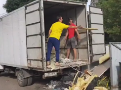 Краснодарцы узнали причину образования стихийных свалок на придомовых площадках