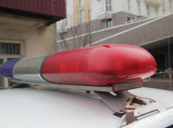 В Краснодаре иномарка врезалась в маршрутку и сбила человека