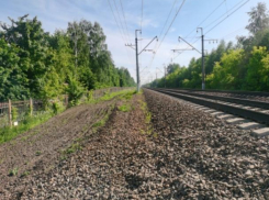 В Краснодарском крае 9-классница попала под поезд после двойки в школе