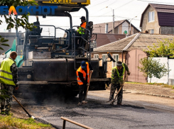 В Краснодарском крае дорожники попросили жителей найти ямы на проезжей части